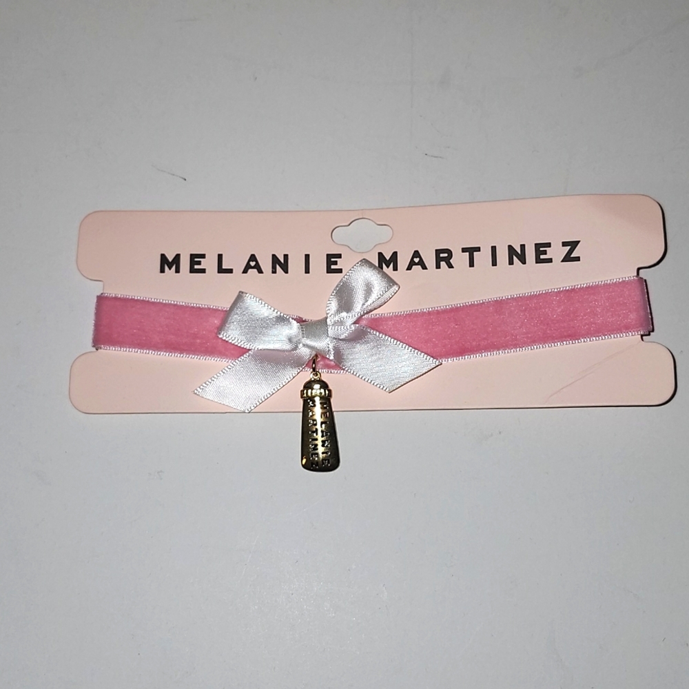 Rare Melanie Martinez chocker